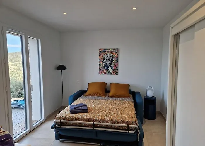 Neuf , Vue Et Montagne Apartment